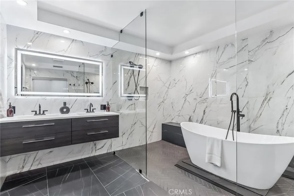 4140 Aleman Drive Tarzana, CA 91356