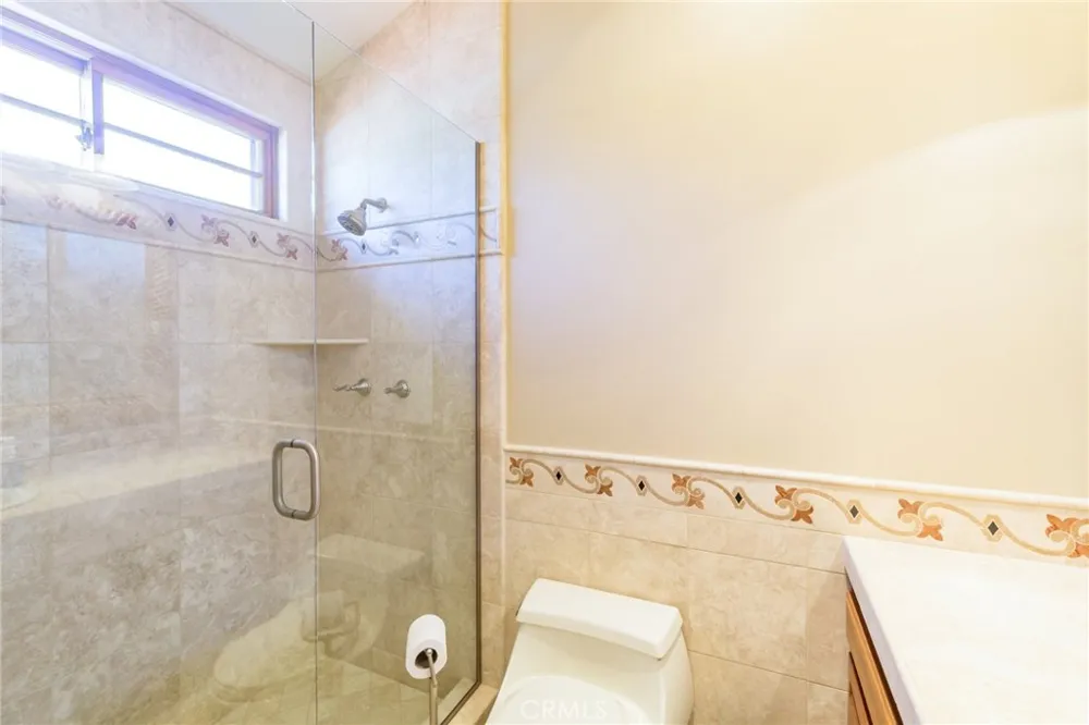 1110 Esplanade #9 Redondo Beach, CA 90277