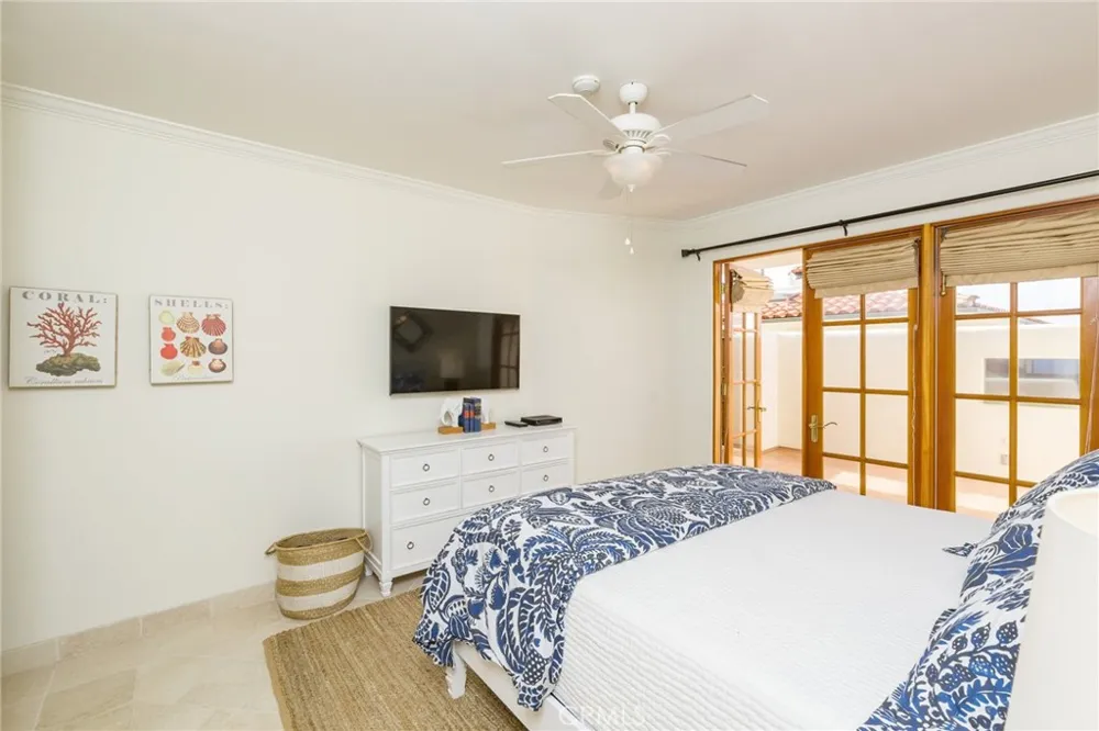 1110 Esplanade #9 Redondo Beach, CA 90277