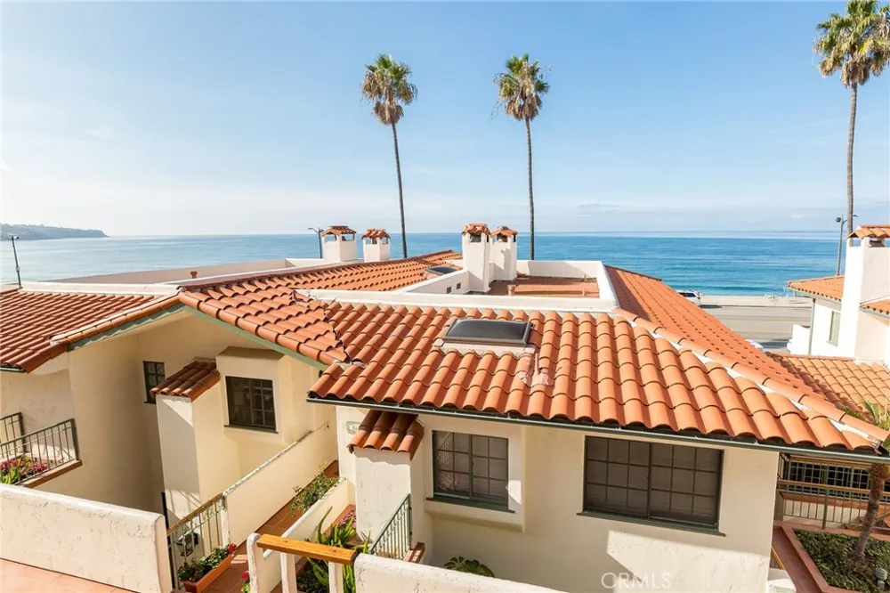 1110 Esplanade #9 Redondo Beach, CA 90277