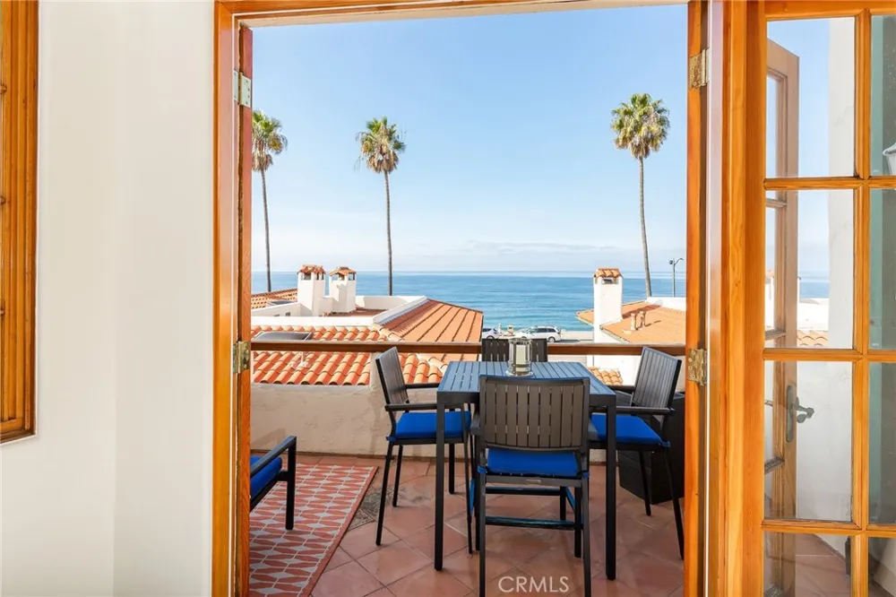 1110 Esplanade #9 Redondo Beach, CA 90277