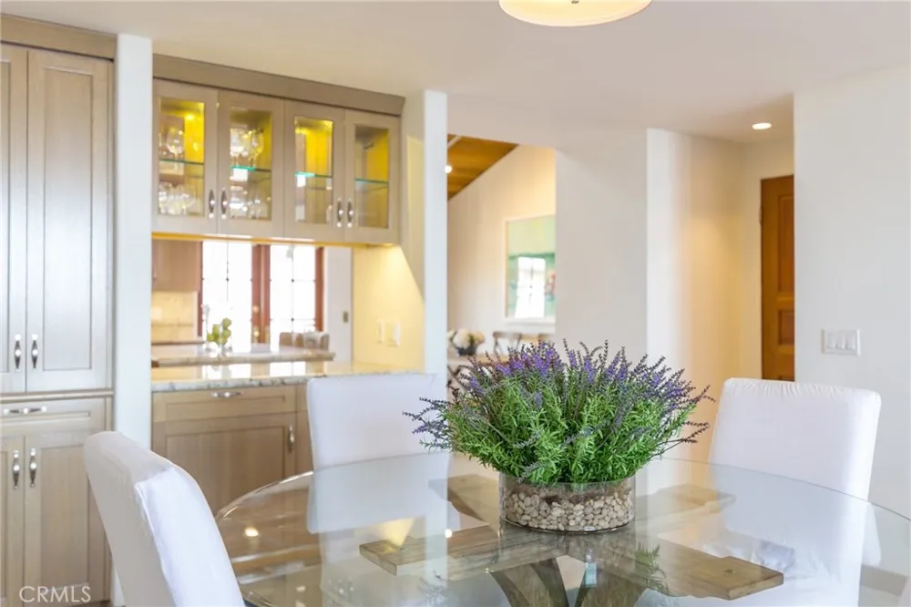1110 Esplanade #9 Redondo Beach, CA 90277