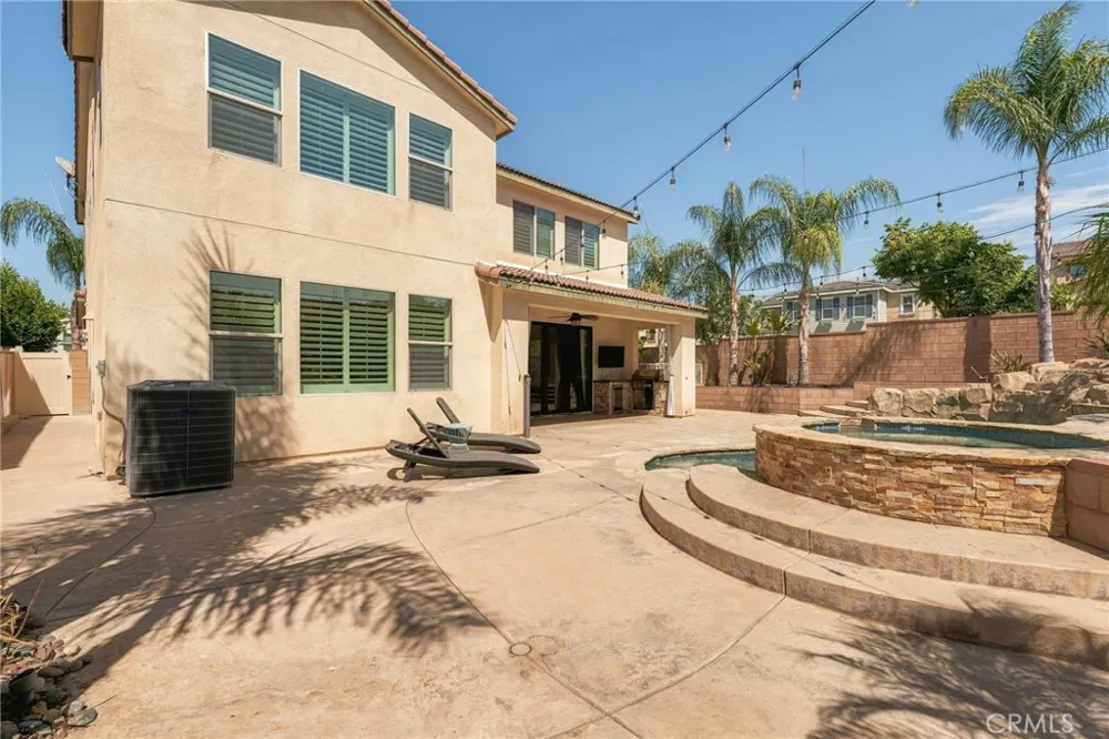 11525 Sparrow Corona, CA 92883