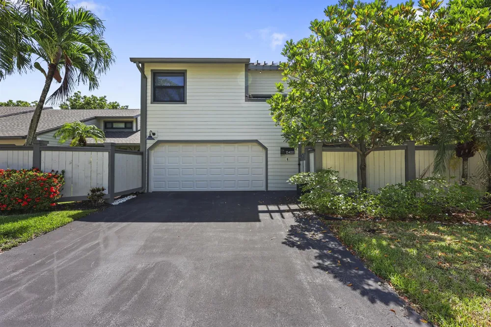 13400 Bedford Mews Court Wellington, FL 33414