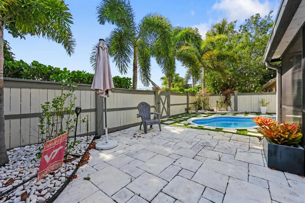 13400 Bedford Mews Court Wellington, FL 33414