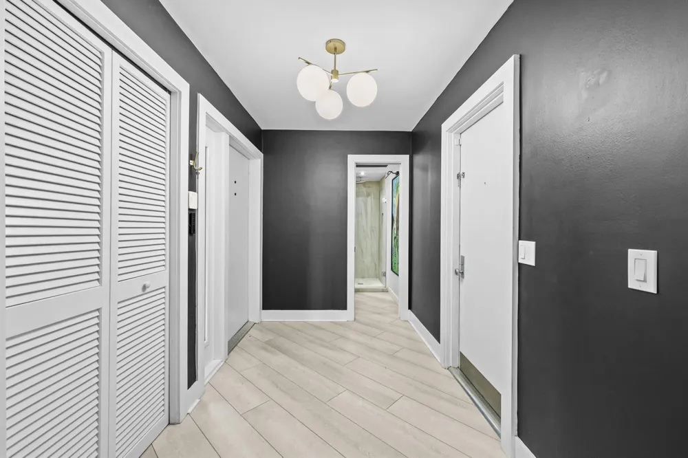 13400 Bedford Mews Court Wellington, FL 33414