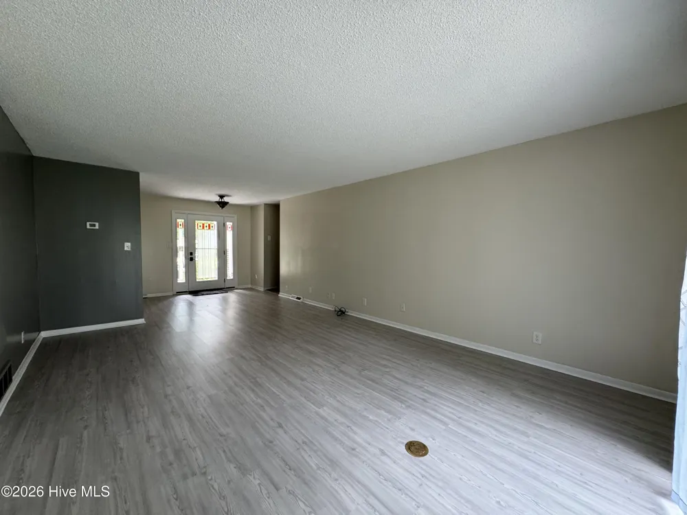 118 Oakwood Drive Havelock, NC 28532