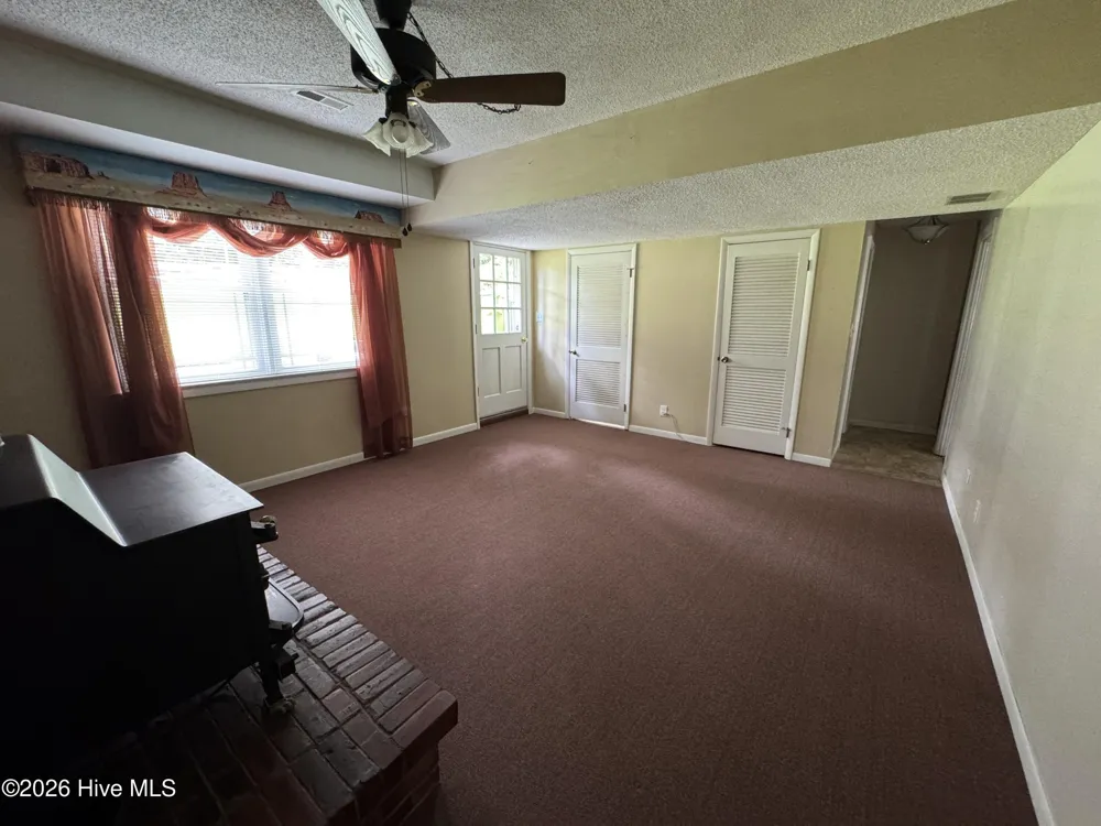 118 Oakwood Drive Havelock, NC 28532