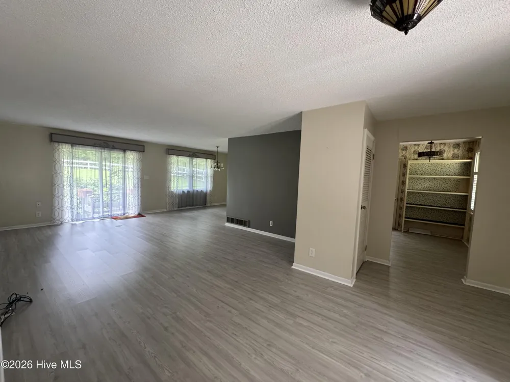 118 Oakwood Drive Havelock, NC 28532