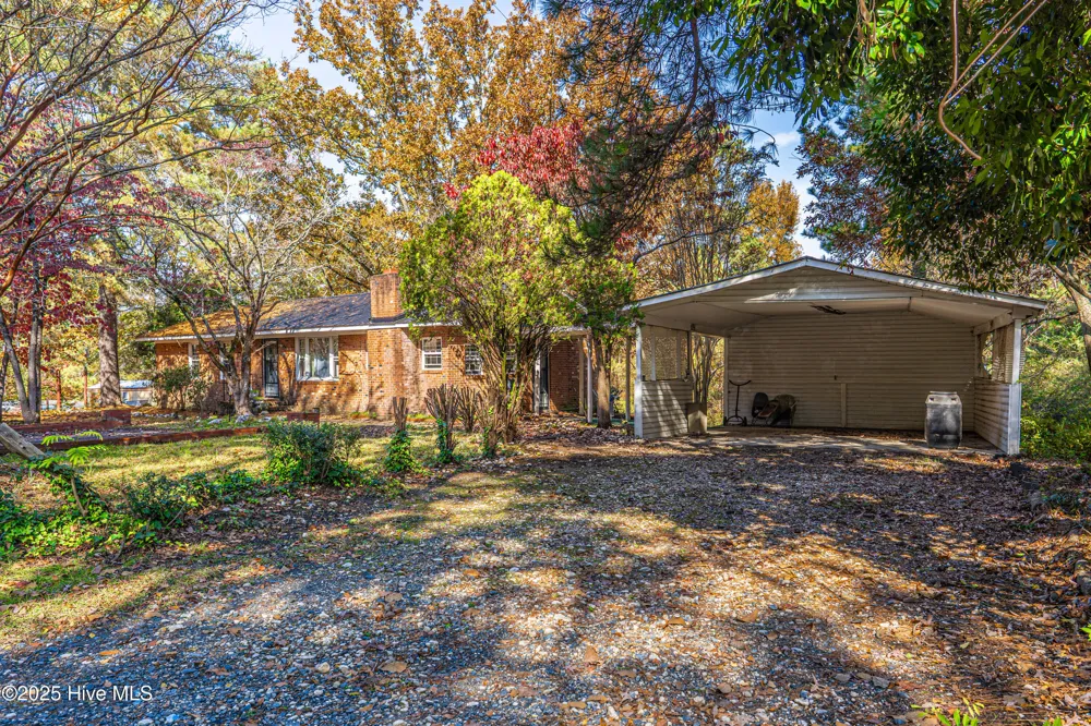 806 Currie Street Carthage, NC 28327
