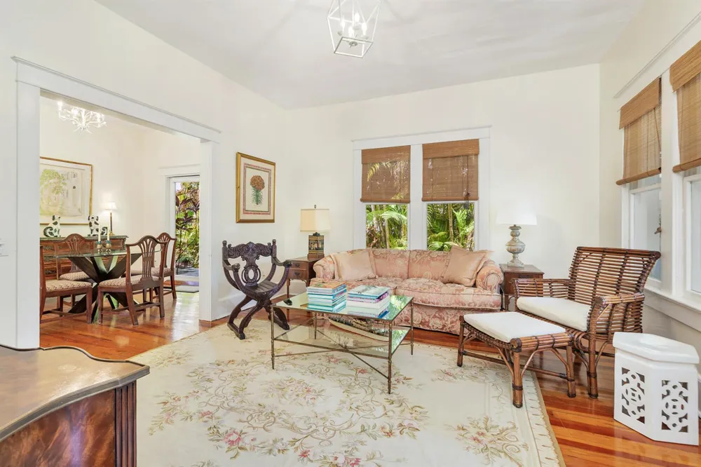 1211 FLORIDA AVENUE West Palm Beach, FL 33401