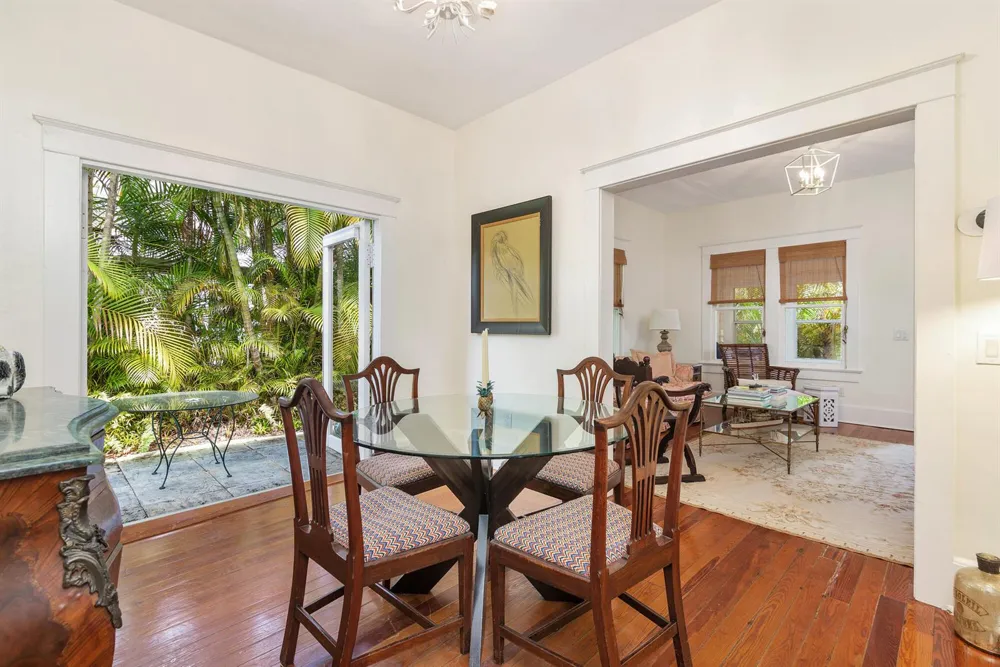 1211 FLORIDA AVENUE West Palm Beach, FL 33401