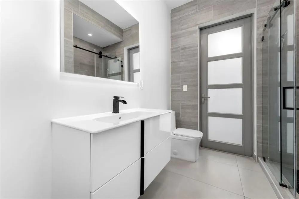 828 SW 30TH STREET Fort Lauderdale, FL 33315