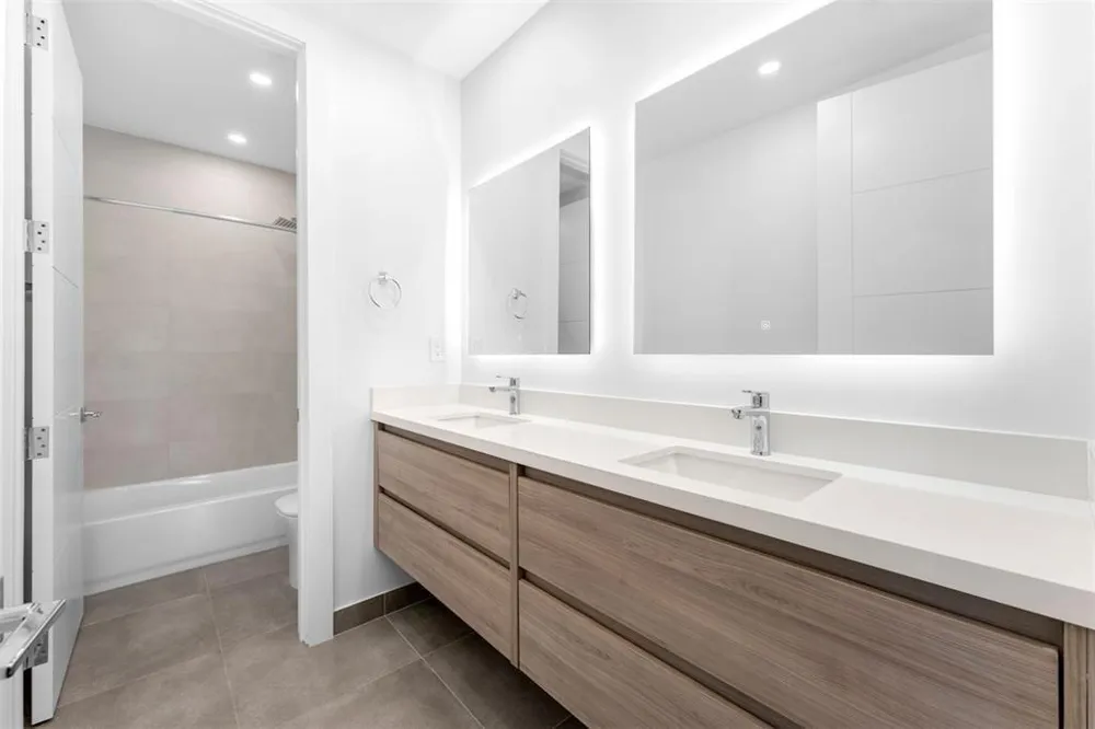 828 SW 30TH STREET Fort Lauderdale, FL 33315