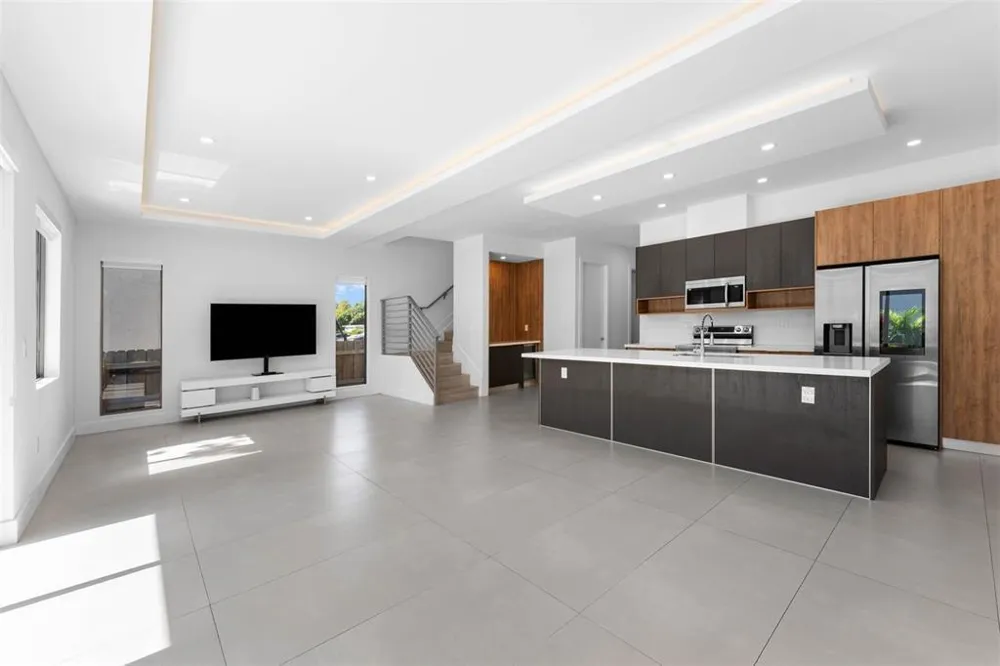 828 SW 30TH STREET Fort Lauderdale, FL 33315