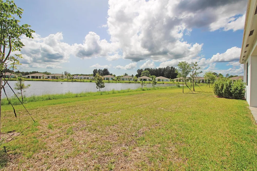 5929 SE Sky Blue Circle E Stuart, FL 34997