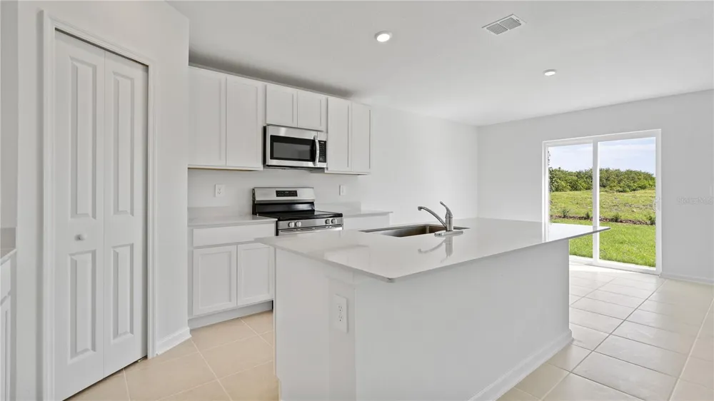 1933 PINE MEADOWS GOLFCOURSE ROAD Eustis, FL 32726