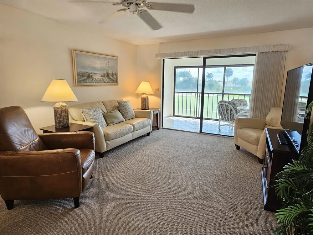756 AVENIDA ESTANCIA #162 Venice, FL 34292