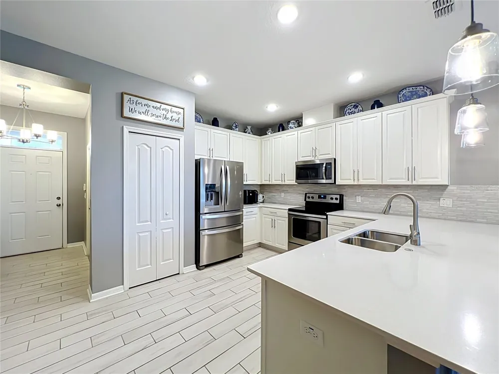 17457 CHATEAU PINE WAY Clermont, FL 34711