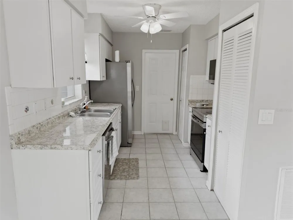 2202 GODFREY AVENUE Spring Hill, FL 34609