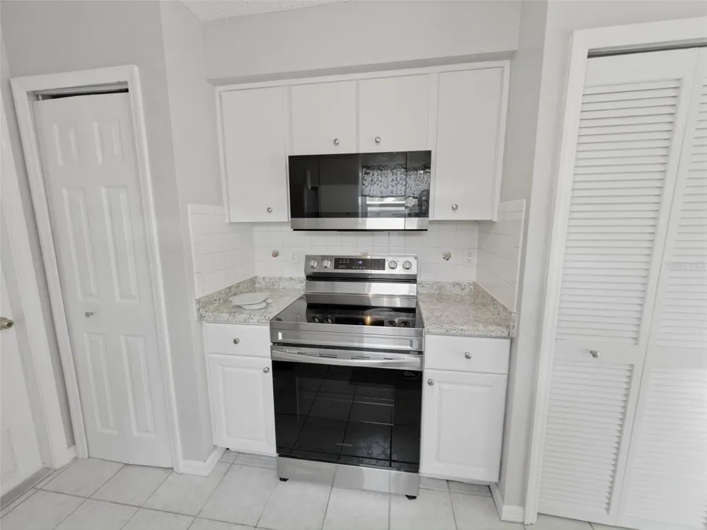 2202 GODFREY AVENUE Spring Hill, FL 34609
