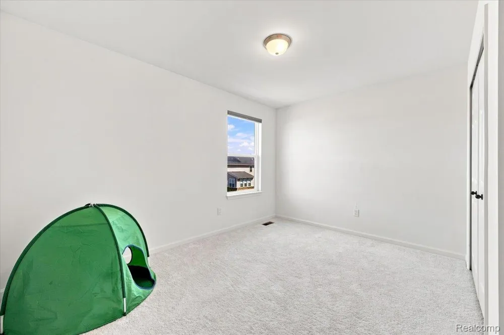58802 Falabella Drive Lyon Charter Township, MI 48178