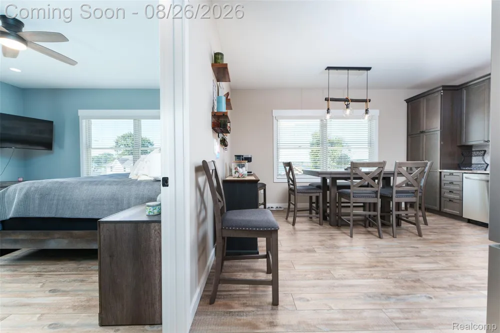 454 E Shore Drive Northfield Township, MI 48189