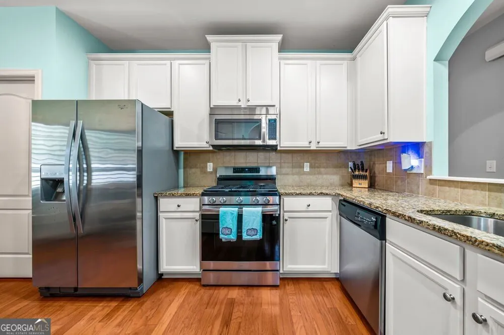 173 Heritage Pointe Woodstock, GA 30189