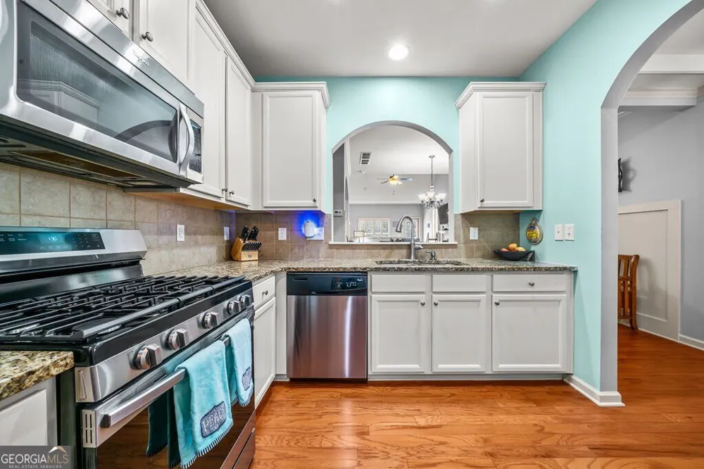 173 Heritage Pointe Woodstock, GA 30189