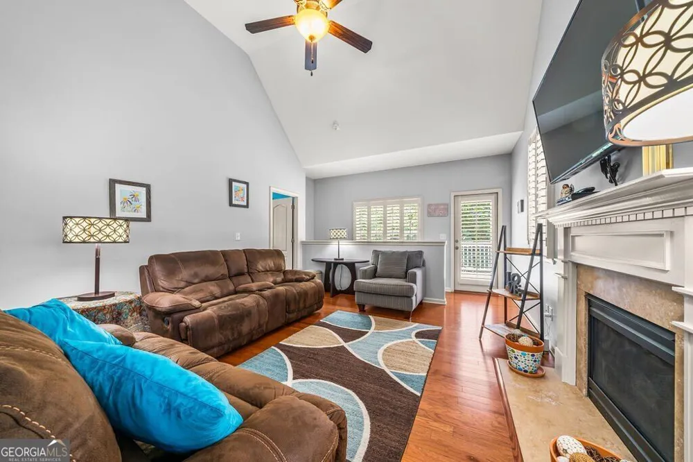 173 Heritage Pointe Woodstock, GA 30189