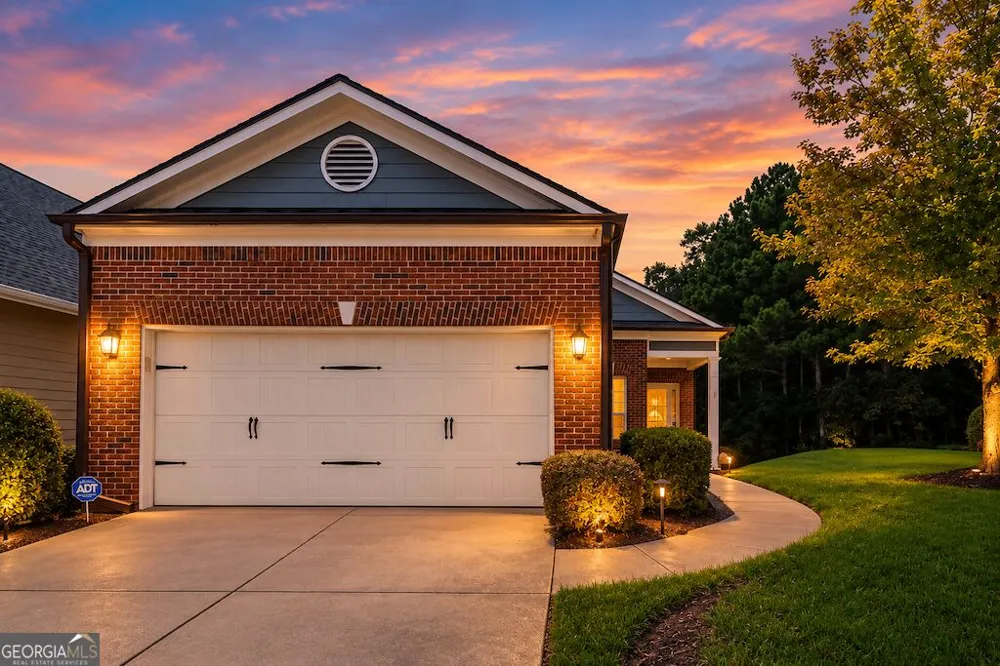 173 Heritage Pointe Woodstock, GA 30189