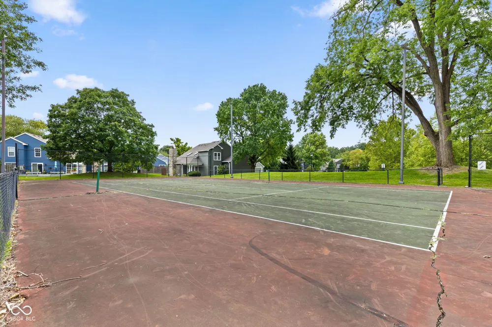 6407 Bayside South Drive Indianapolis, IN 46250