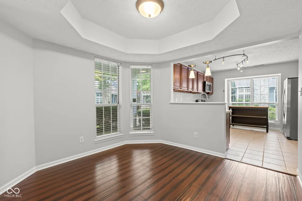 6407 Bayside South Drive Indianapolis, IN 46250