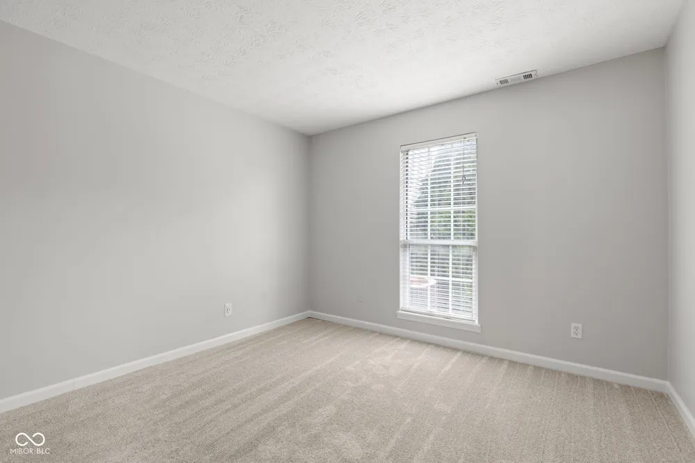 6407 Bayside South Drive Indianapolis, IN 46250