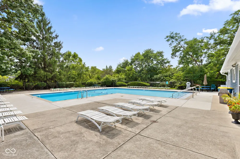 6407 Bayside South Drive Indianapolis, IN 46250
