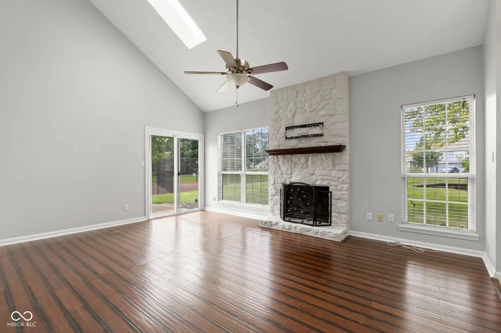 6407 Bayside South Drive Indianapolis, IN 46250
