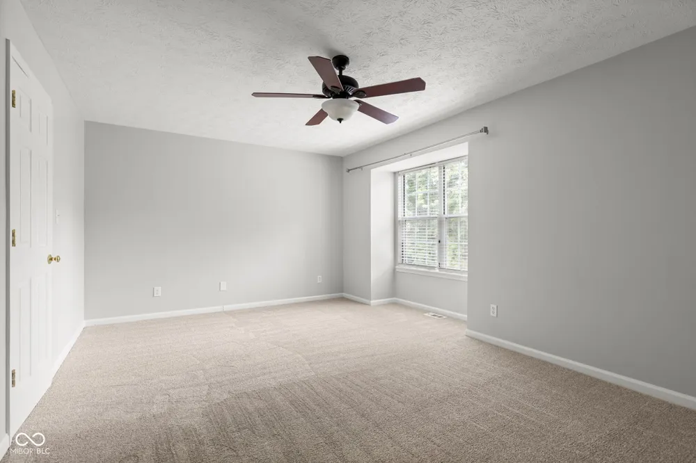 6407 Bayside South Drive Indianapolis, IN 46250