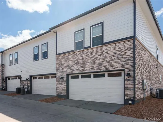21254 E 65th Drive Aurora, CO 80019