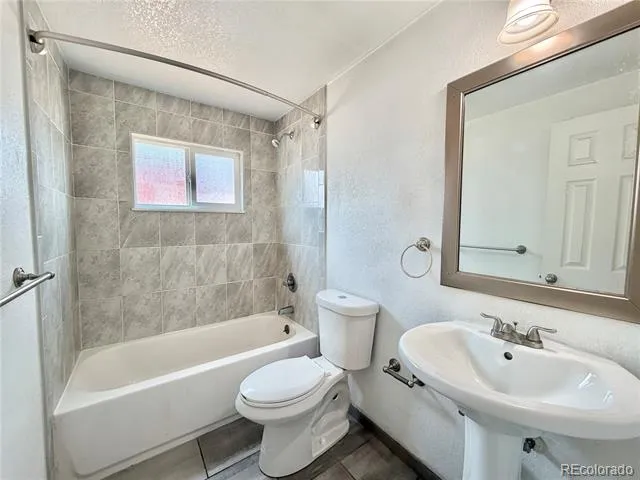 1080 S Eliot Street #204 Denver, CO 80219