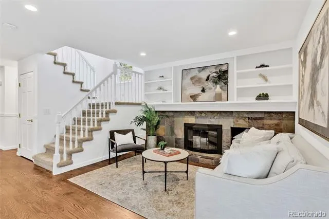 7926 S Roslyn Way Englewood, CO 80112
