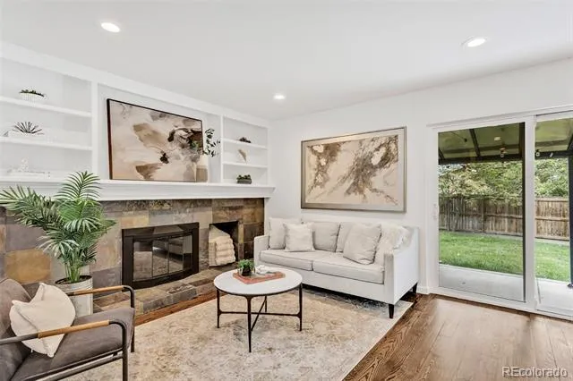7926 S Roslyn Way Englewood, CO 80112