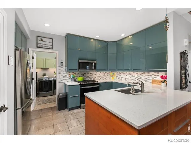 8887 Tappy Toorie Circle Highlands Ranch, CO 80129