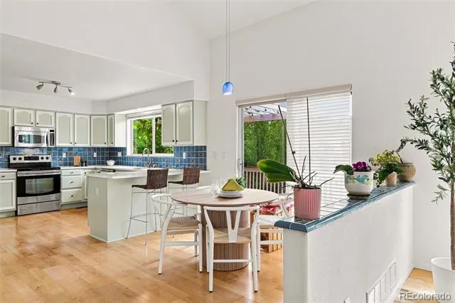2059 Cedaridge Circle Superior, CO 80027