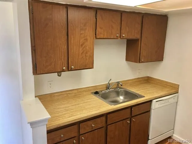 1980 S Xanadu Way #108 Aurora, CO 80014