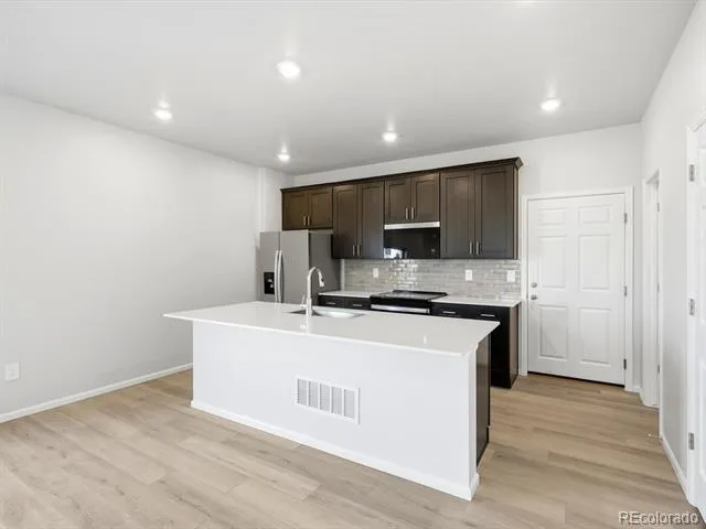 2189 E 164th Avenue Thornton, CO 80602