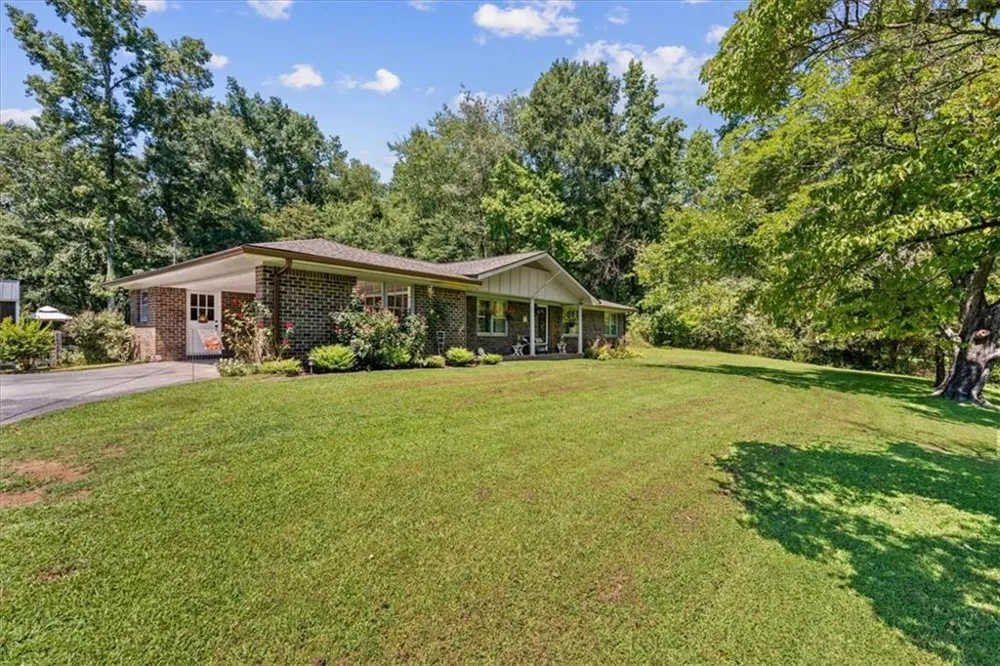 1301 Reeves Station Road SW Calhoun, GA 30701