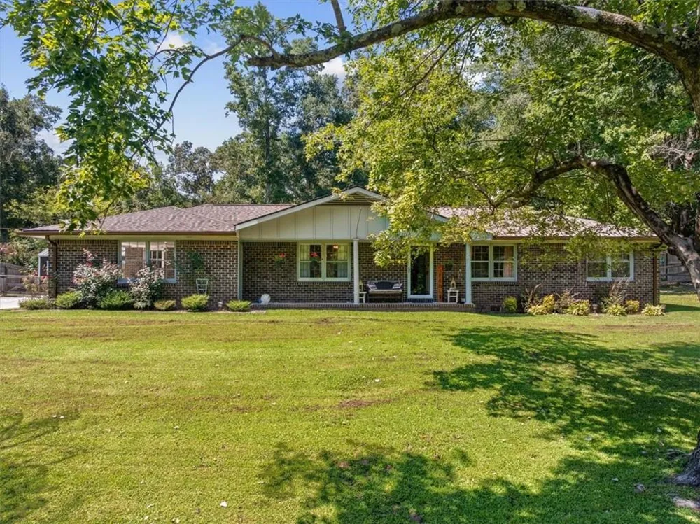 1301 Reeves Station Road SW Calhoun, GA 30701