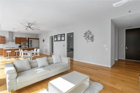 45 Ivan Allen Jr Boulevard NW #2501