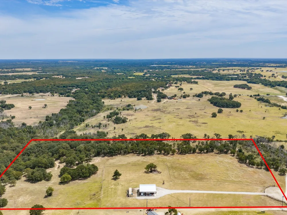 483 Legacy Lane Bowie, TX 76230