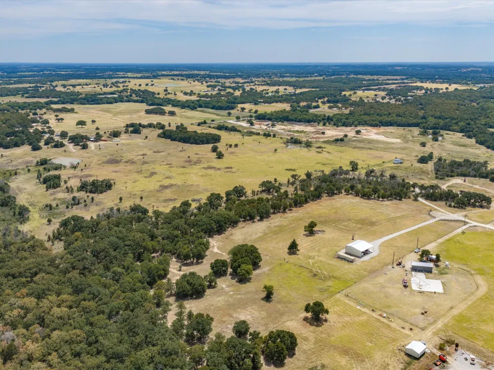 483 Legacy Lane Bowie, TX 76230